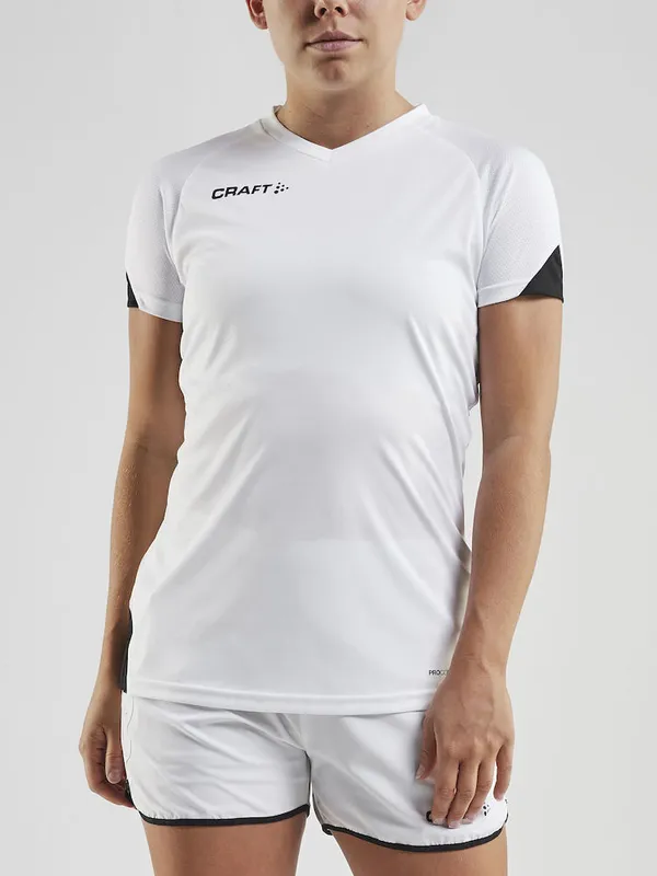 1908229-900999_PRO CONTROL IMPACT SS TEE_Closeup1.jpg